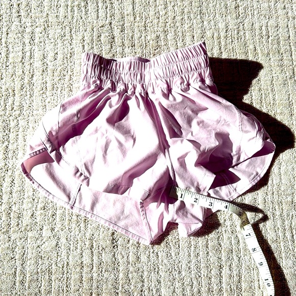Lululemon women’s shorts size 0 WITH BAG - Picture 7 of 11